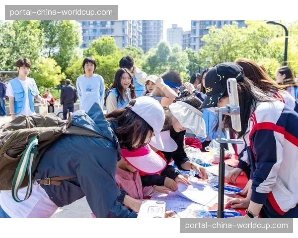 “奔跑吧，罗马！”5公里公益跑吸引球迷参与，现场展示球星跑动数据