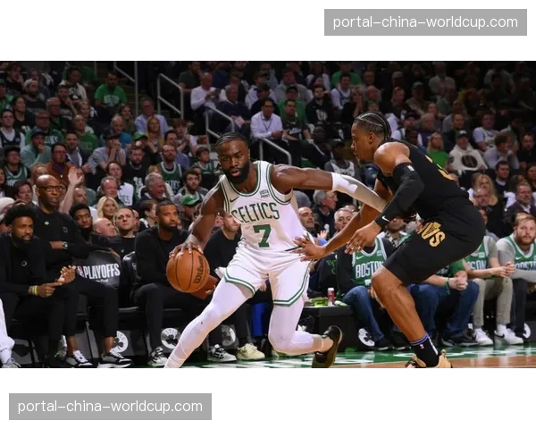 ESPN专家团预测：凯尔特人被广泛看好为本赛季总冠军最大热门